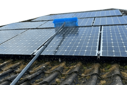 Panels During Clean | How Do We Clean Your Panels | The Green Way Solar